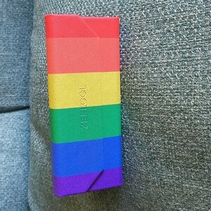 ZEELOOL Rainbow Stripe Glasses Case